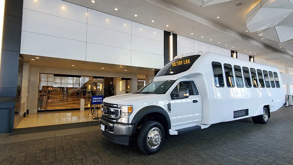 How Early Should You Leave for LAX? Airport Shuttle Timing Guide